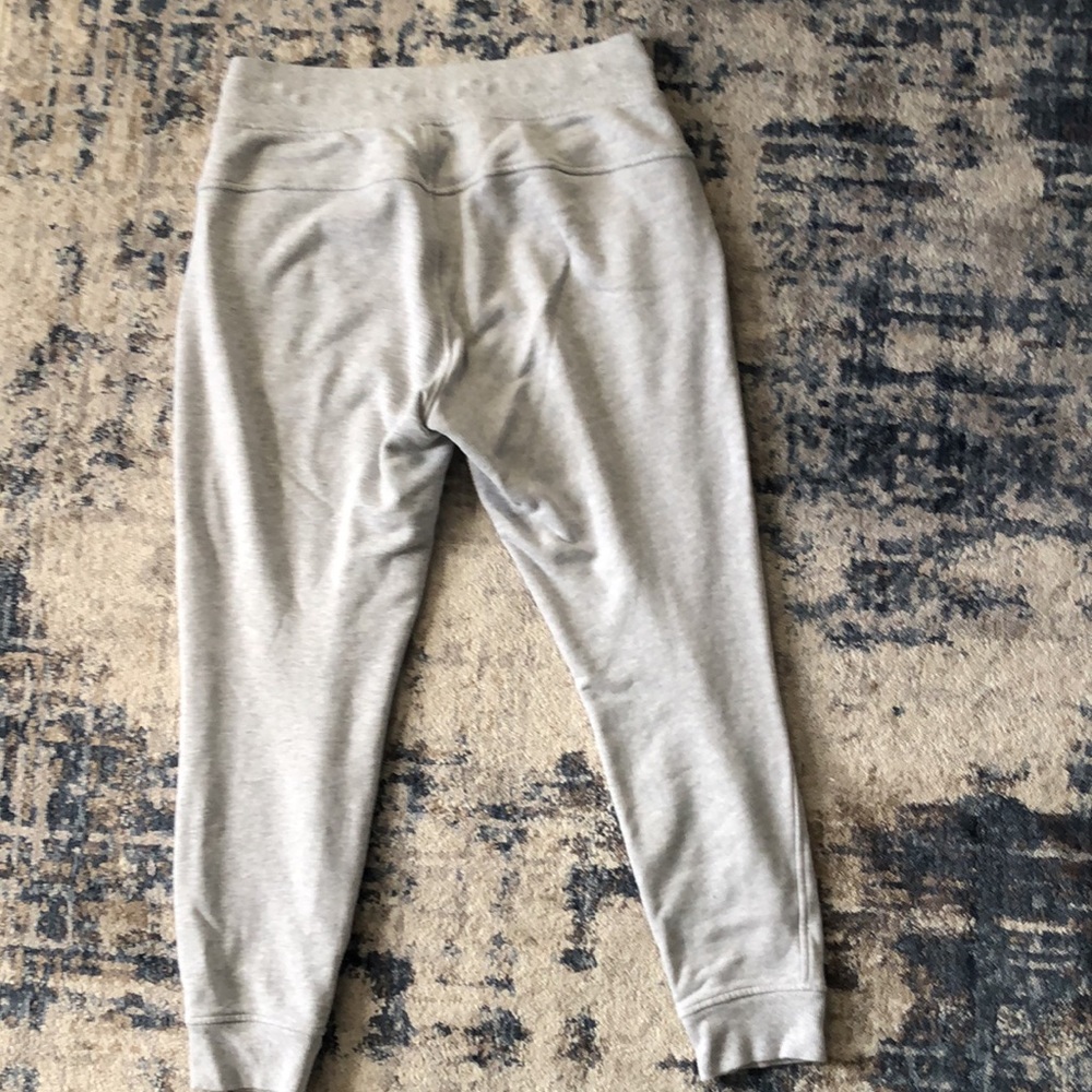 Women’s Lululemon Warm Down Jogger - Picture 3 of 5